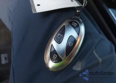 2024 Hyundai Elantra Sel z USA, uszkodzony, nr VIN KMHLS4DG9RU780815